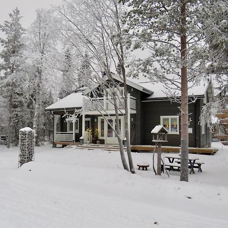B&B Adventures Äkäslompolo Buitenkant foto